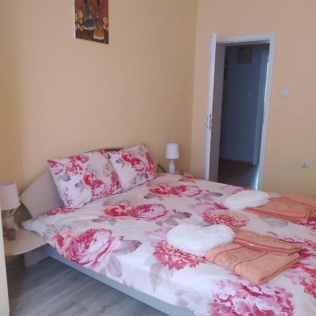 Raia Διαμέρισμα Στάρα Ζαγόρα Εξωτερικό φωτογραφία